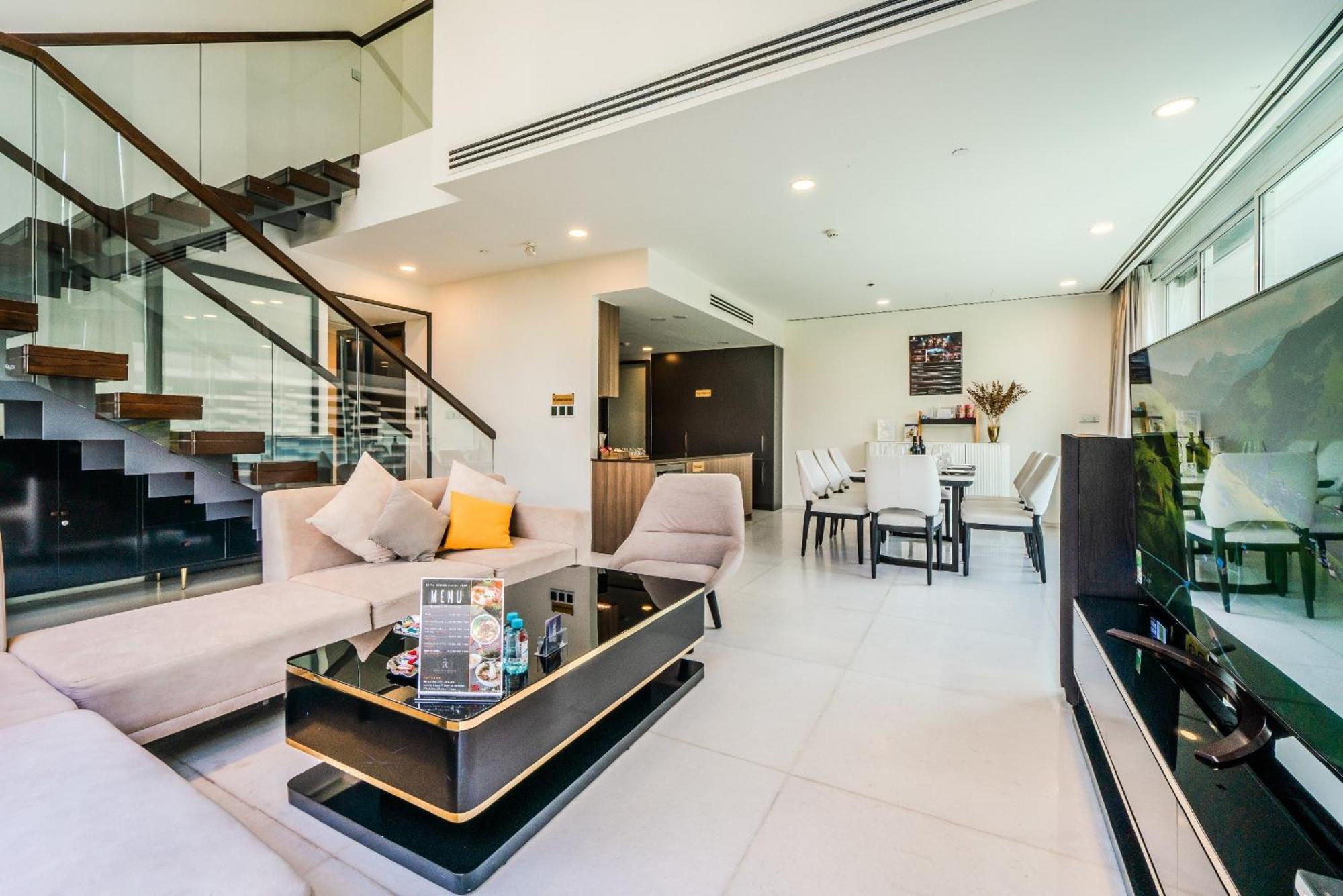 Serenity Saigon Sky Villas - Free One Way Airport Shuttle Хошимін Екстер'єр фото